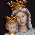 Madonna Reina de los Apóstoles, tallada totalmente a mano en madera de tilo. Pintada y decorada con oro. Helmut Perathoner Ortisei Val Gardena. www.perathoner.com